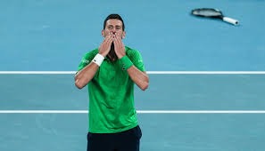 凯恩：现在还不是恐慌的时候，从整场比赛看我们做得还不够