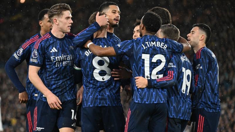 详解棒球规则中的投手重心位移界定